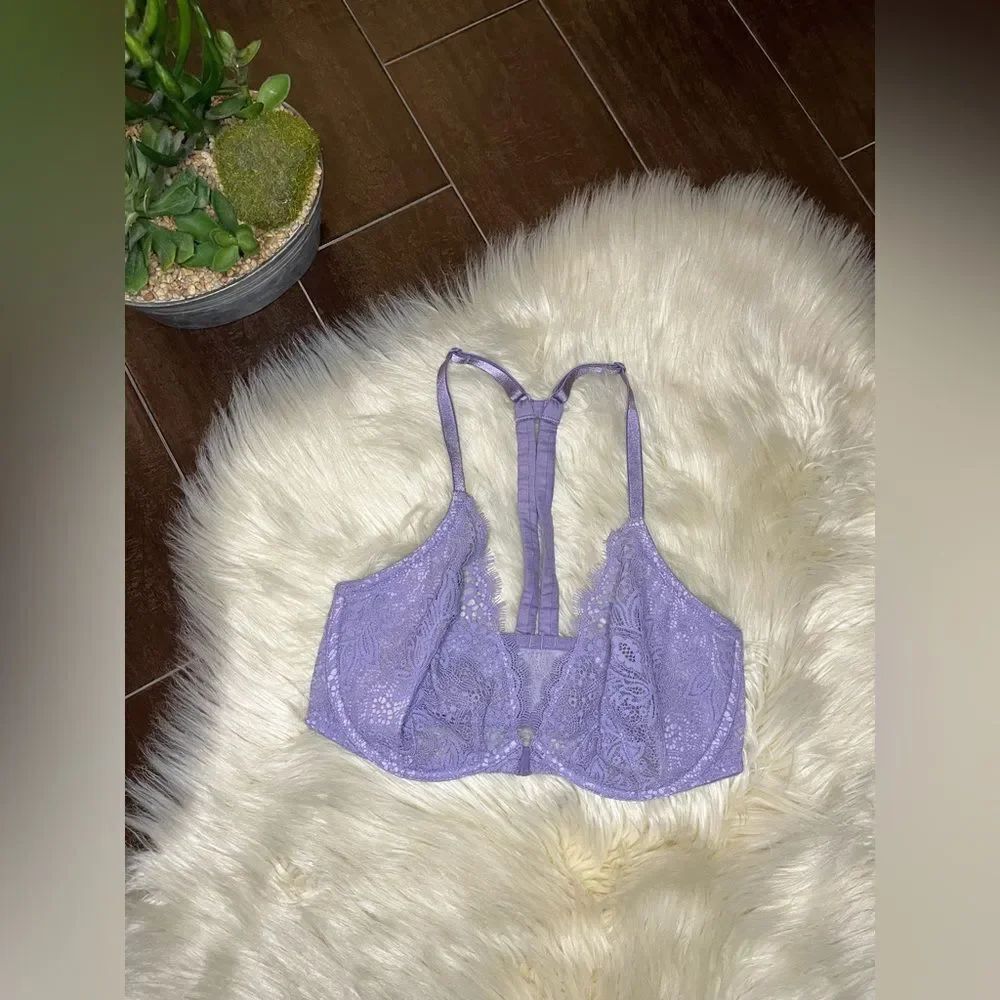 Victoria's Secret Purple Lace Bra w/pearls sz 34DD